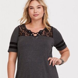 Torrid size 3 Grey and Black short sleeve Football tee Good summer shirt♥️
